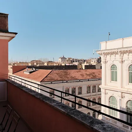 Near The Colosseum - Balcony With A View Of *